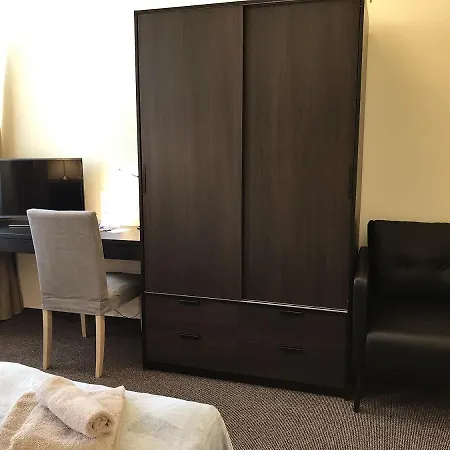 Light Apartmanhotel 4*