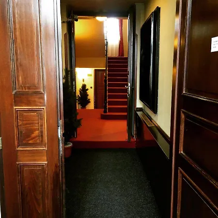 Light Apartmanhotel