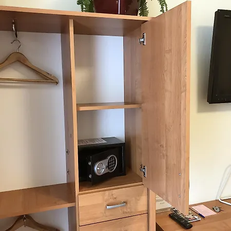 Light Apartmanhotel