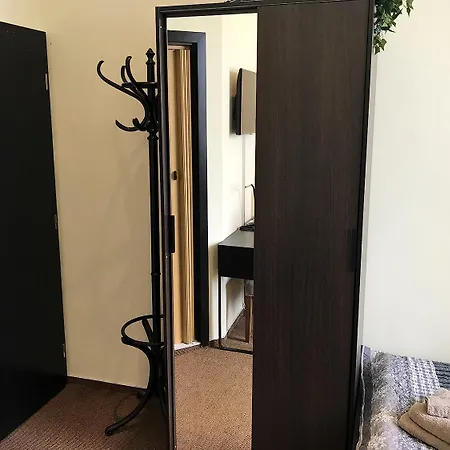 Light Apartmanhotel 4*