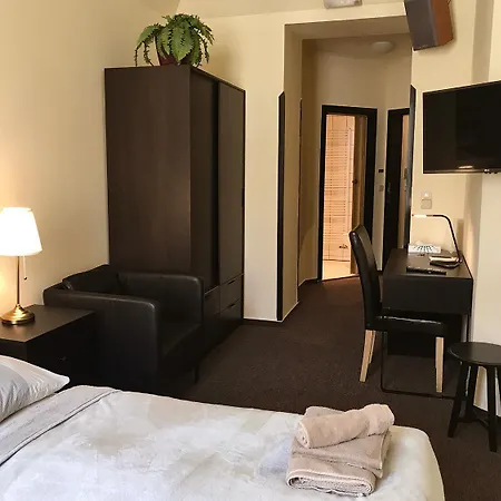 Light 4* Praag